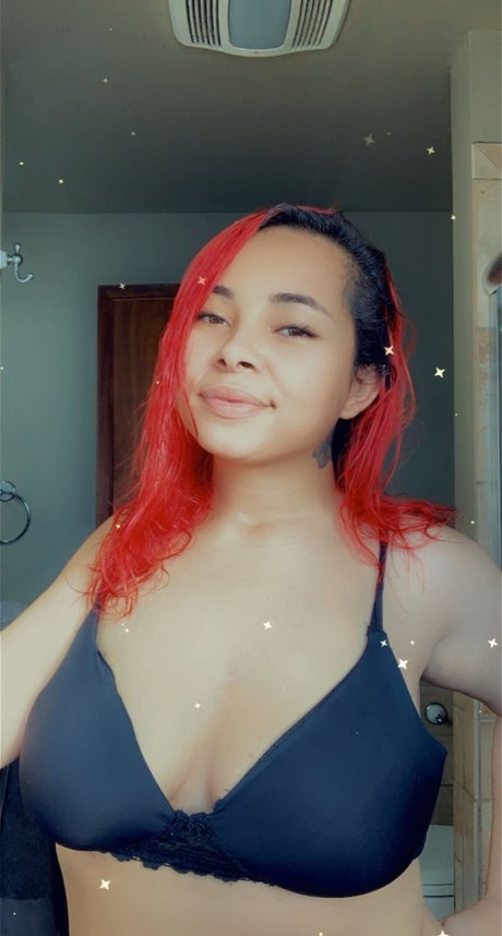 NeeNeecruz star nudes photos