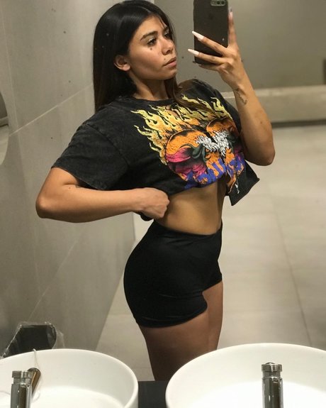 Isabelle Cake_ porn actress galleries