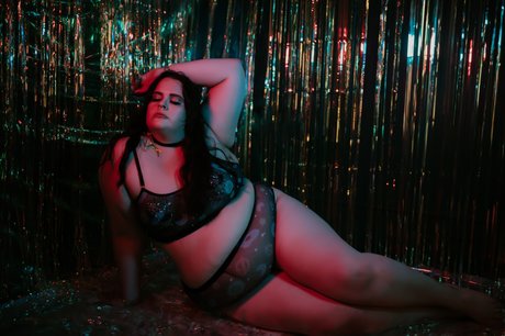 CosmicSkye xxx star photos