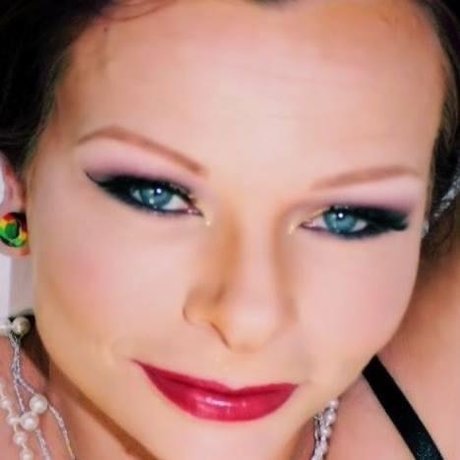 Jaime G beautiful model pics