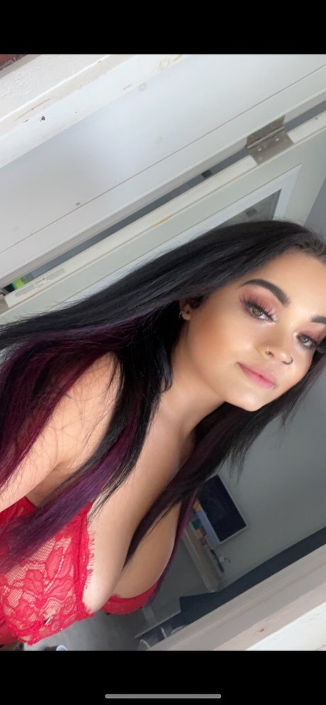 Nickynin hd actress images