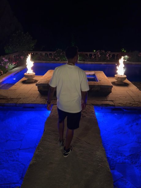 NEV s Premium pornstar hd img