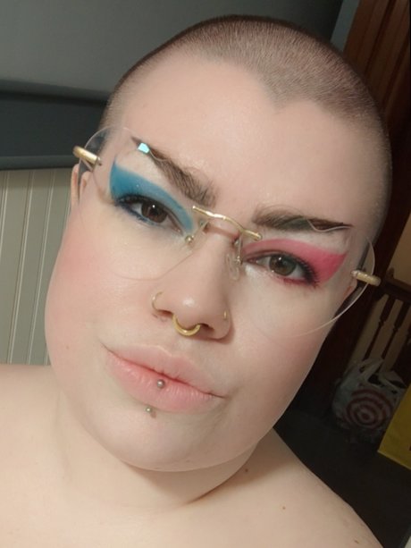 Ashlyn Stark erotic pornstar archive