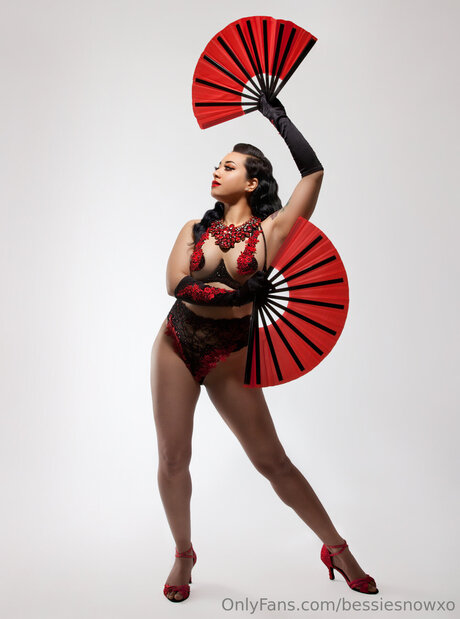 Bessie Snow exclusive actress images