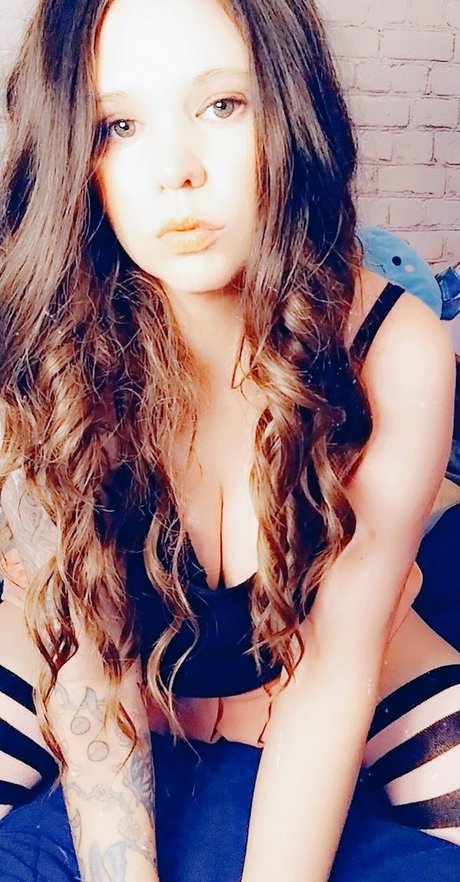 Queen Cupcake_ pornstar hot image