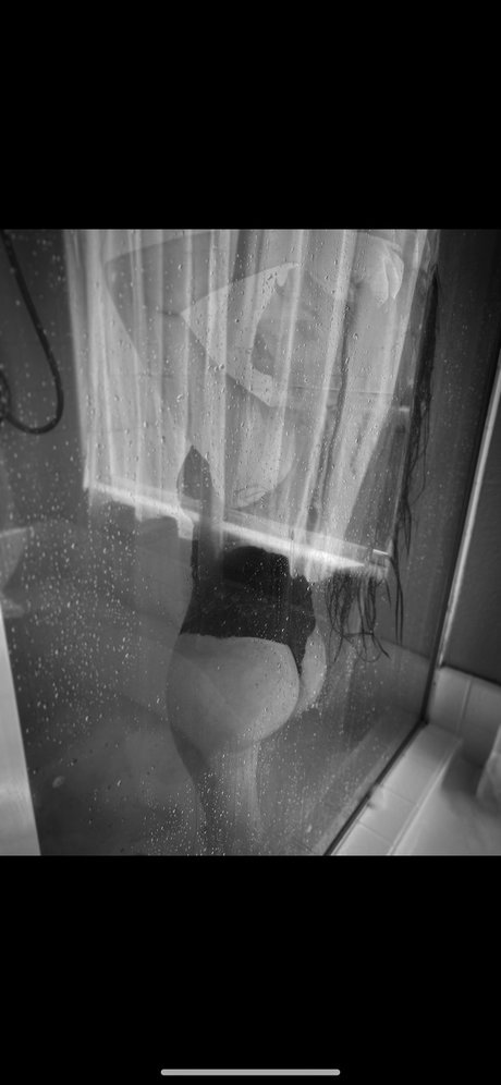 La toxica star nudes images