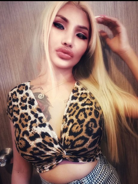 BelenthaiVIP model sex picture