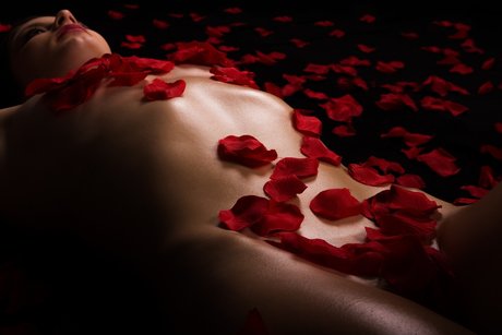 Mrs Bella Blow amp amp Mr Paradise Long nice model image