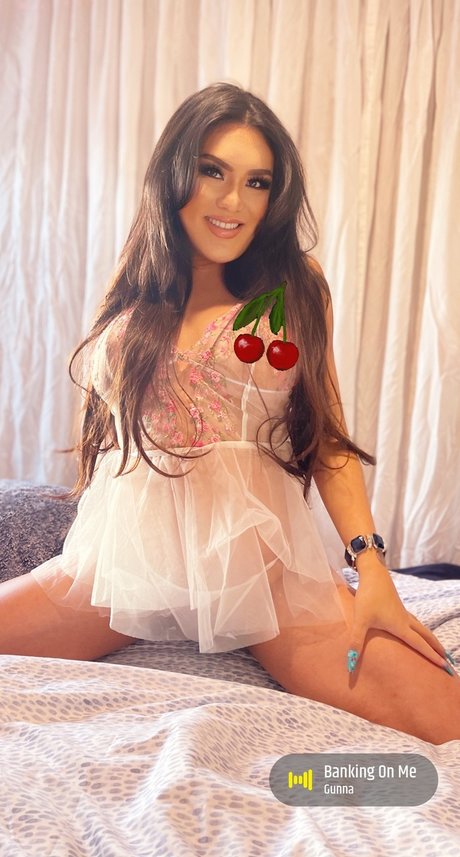 Nikkibigboobs pornstar high quality pic