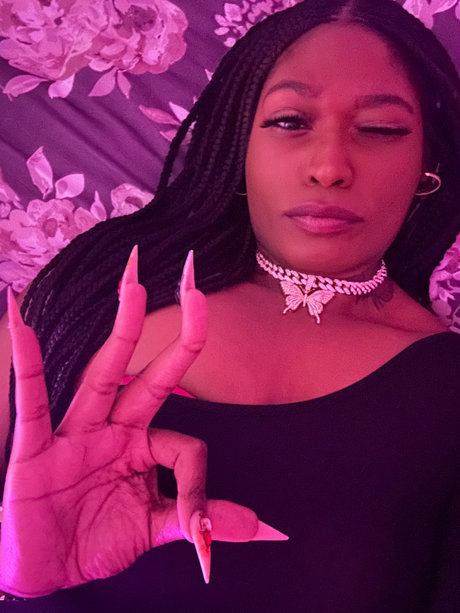 Nikki Waves pornstar perfect pictures