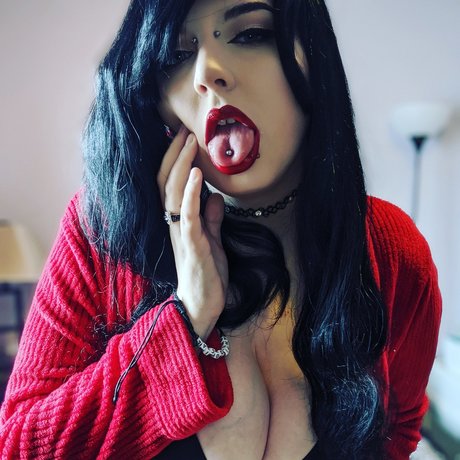 Nikki Aheyago beautiful model pictures