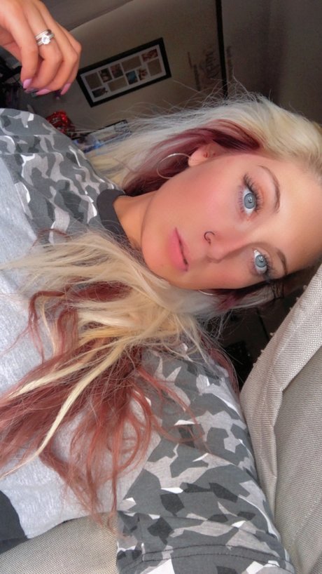 BeautyBabexo pornstar hot photos