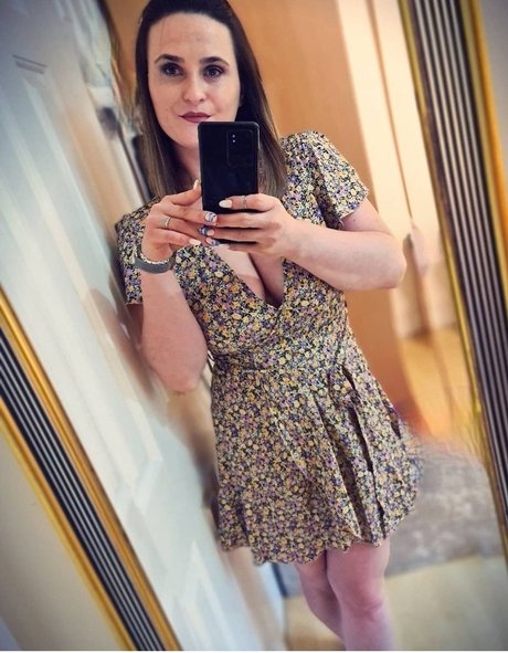 Feet ASMR by Nicolle model nudes images