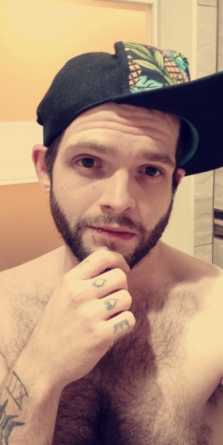 _Avram Fox_ nice actress pictures