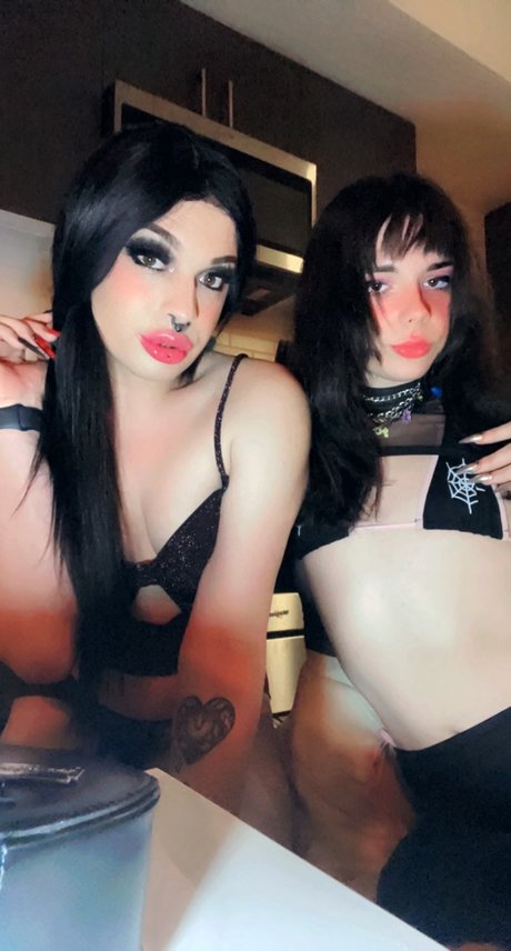 Vylette amp amp Squish free star photo