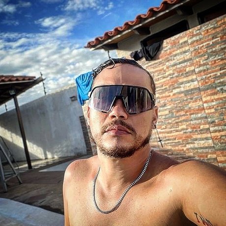 Juan Enrique Salazar model perfect pics