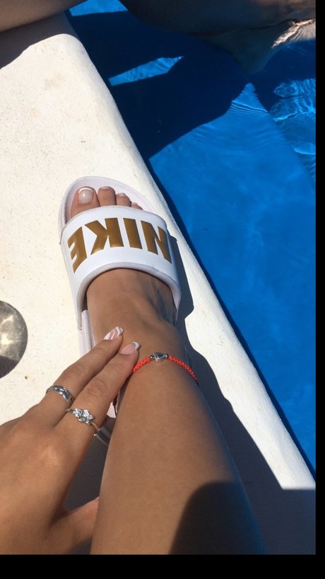 Feets beauty_ model adult picture