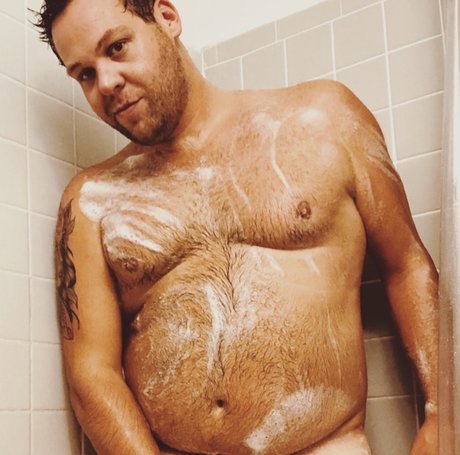 Njlipstickbear model perfect archive