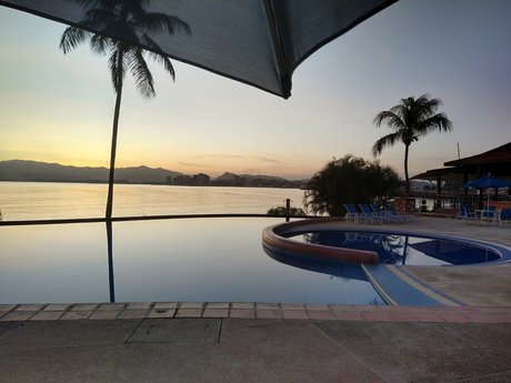 Augusto Nicolas nude star archive