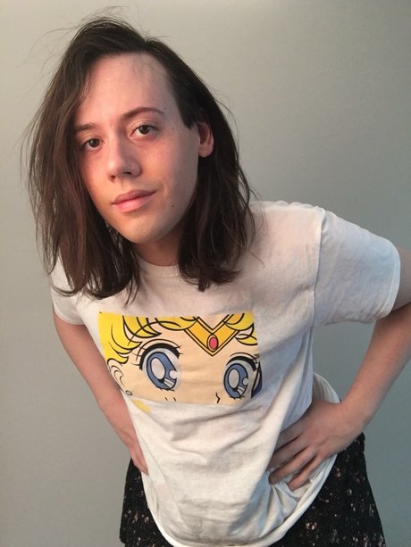 Alyx Spicoli pretty pornstar photos