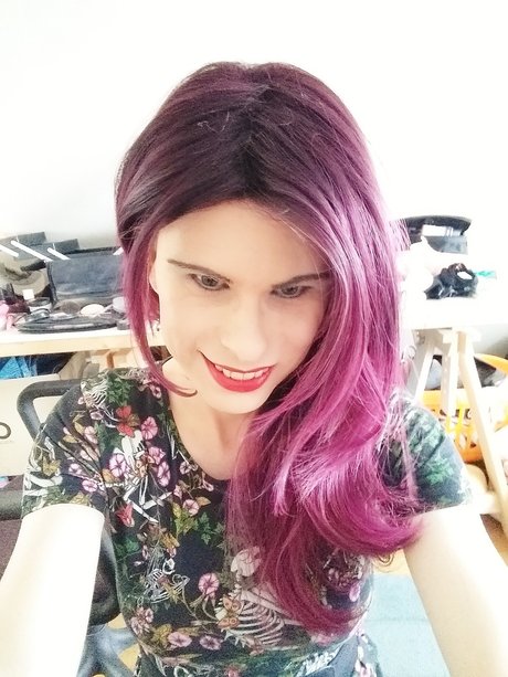 Nina Jay top star image