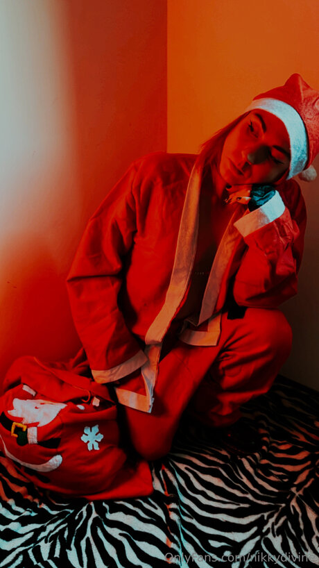 Nikky Divine free model image