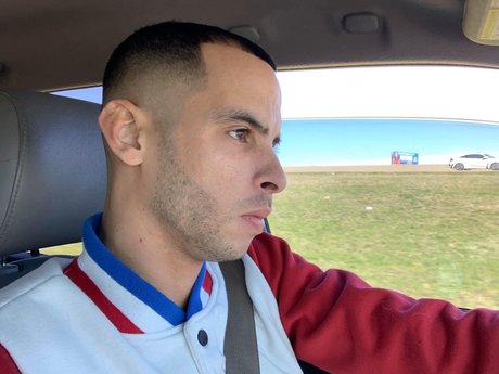 Cubanboy37 model top archive