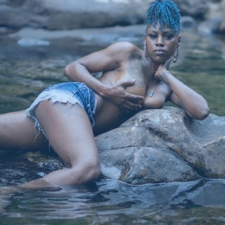 Cali Saffyer free model images