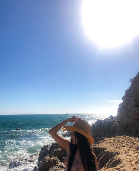 xlimonade model nude archive