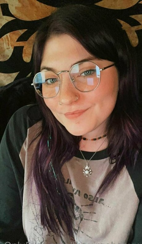 thevirgobabyx art actress gallery