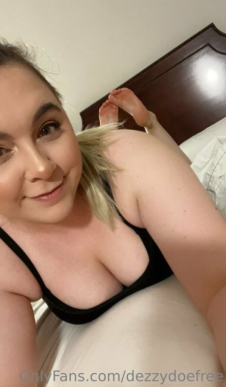 dezzydoefree best pornstar pic