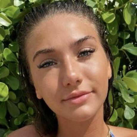 Olivia Mogan adult star gallery