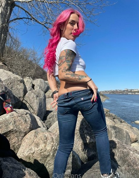 layrose1 pornstar naked pic