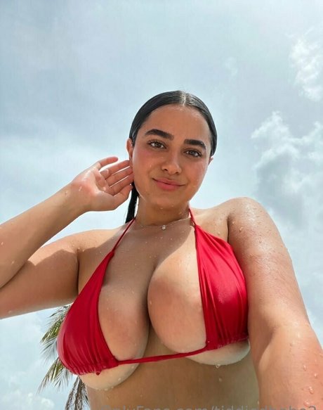 tiddiedbabe2 pretty model pics