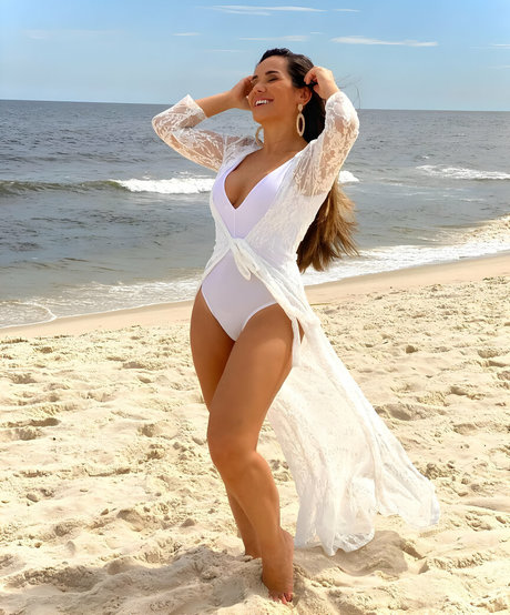 Isabele Benito adult actress pics