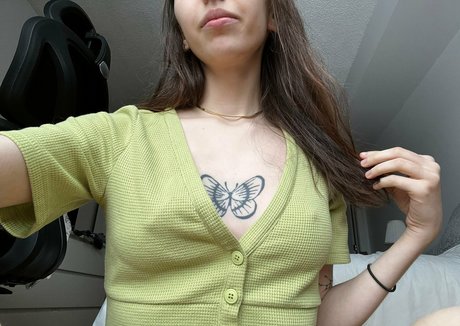 smlgalx pretty model photos