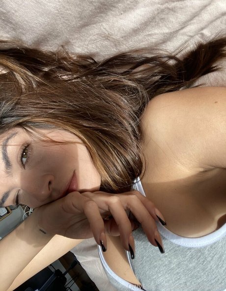 sironinena model perfect photos