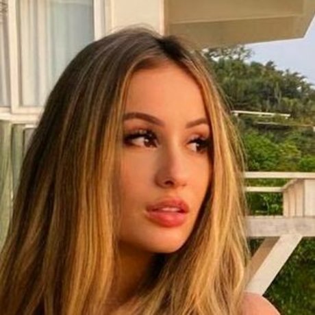 Amanda Beatriz star xxx photos