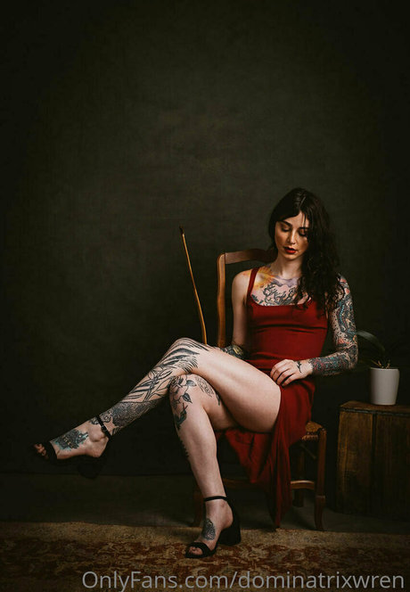 thewickedwren nudes star images