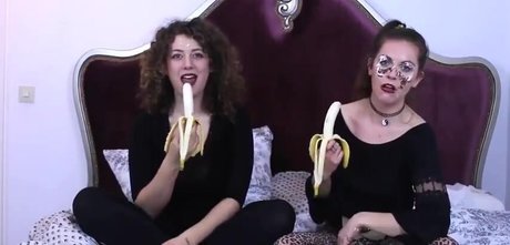 Leila Lowfire star nudes gallery