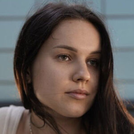 Ellielli Elligoinglive art actress picture