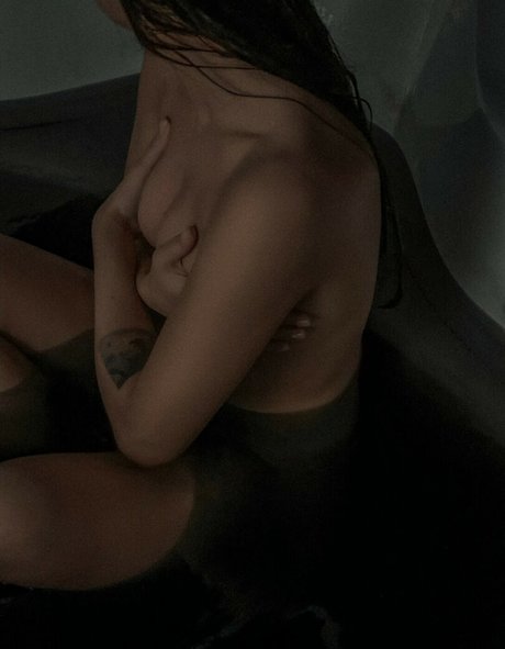 Anastasia Steklova art model images