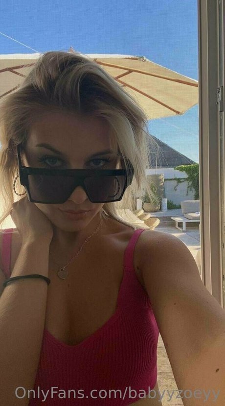 babyyzoeyy nudes model photos