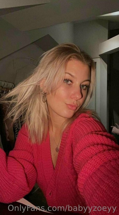 babyyzoeyy sex star gallery