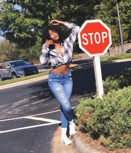 Sophia Cardinez model naked galleries