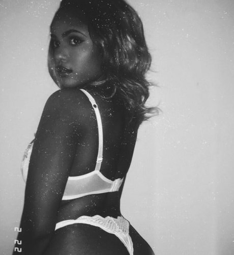 Sophia Cardinez exclusive actress image