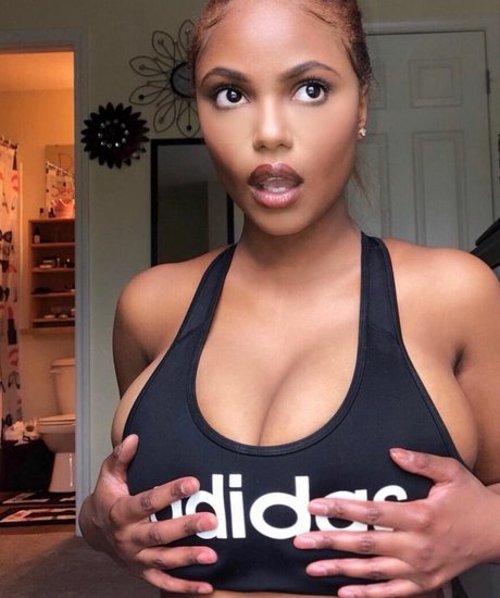 Sophia Cardinez pornstar sex picture