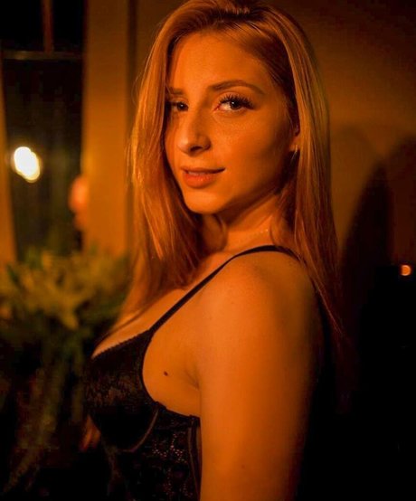 Ana Rezende xxx model images