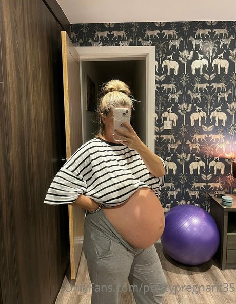 prettypregnant35 nice star image