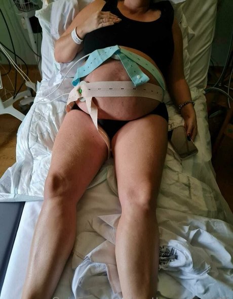 prettypregnant35 star pornographic img